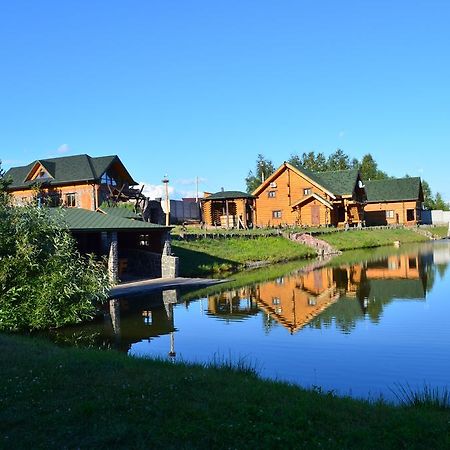 Gostynna Sadyba Kit Bayun Teterivka ภายนอก รูปภาพ