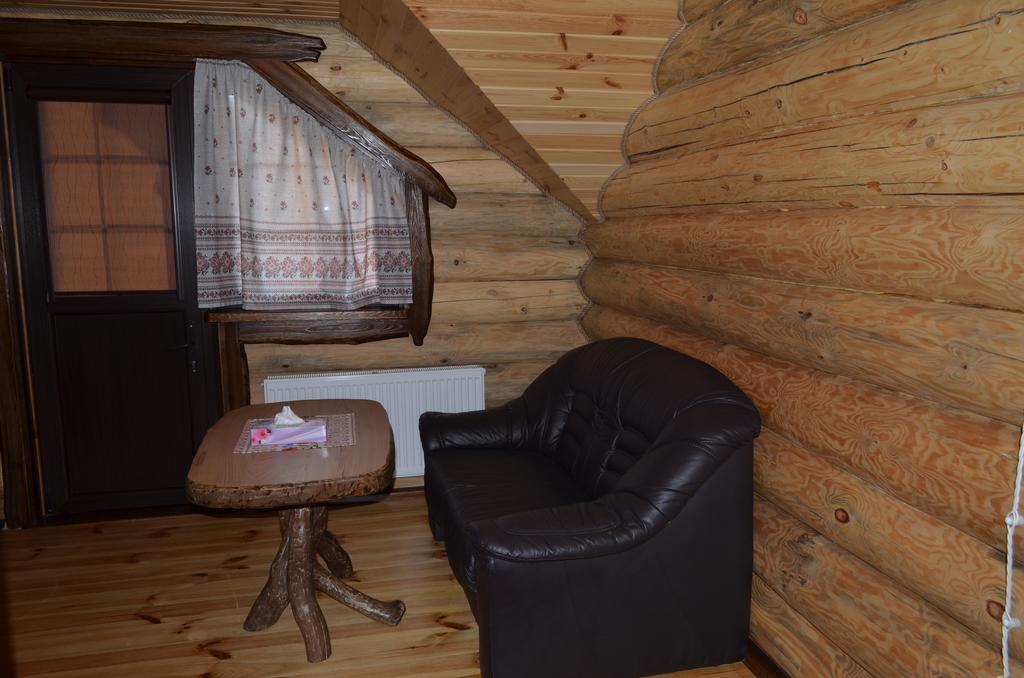 Gostynna Sadyba Kit Bayun Teterivka ภายนอก รูปภาพ